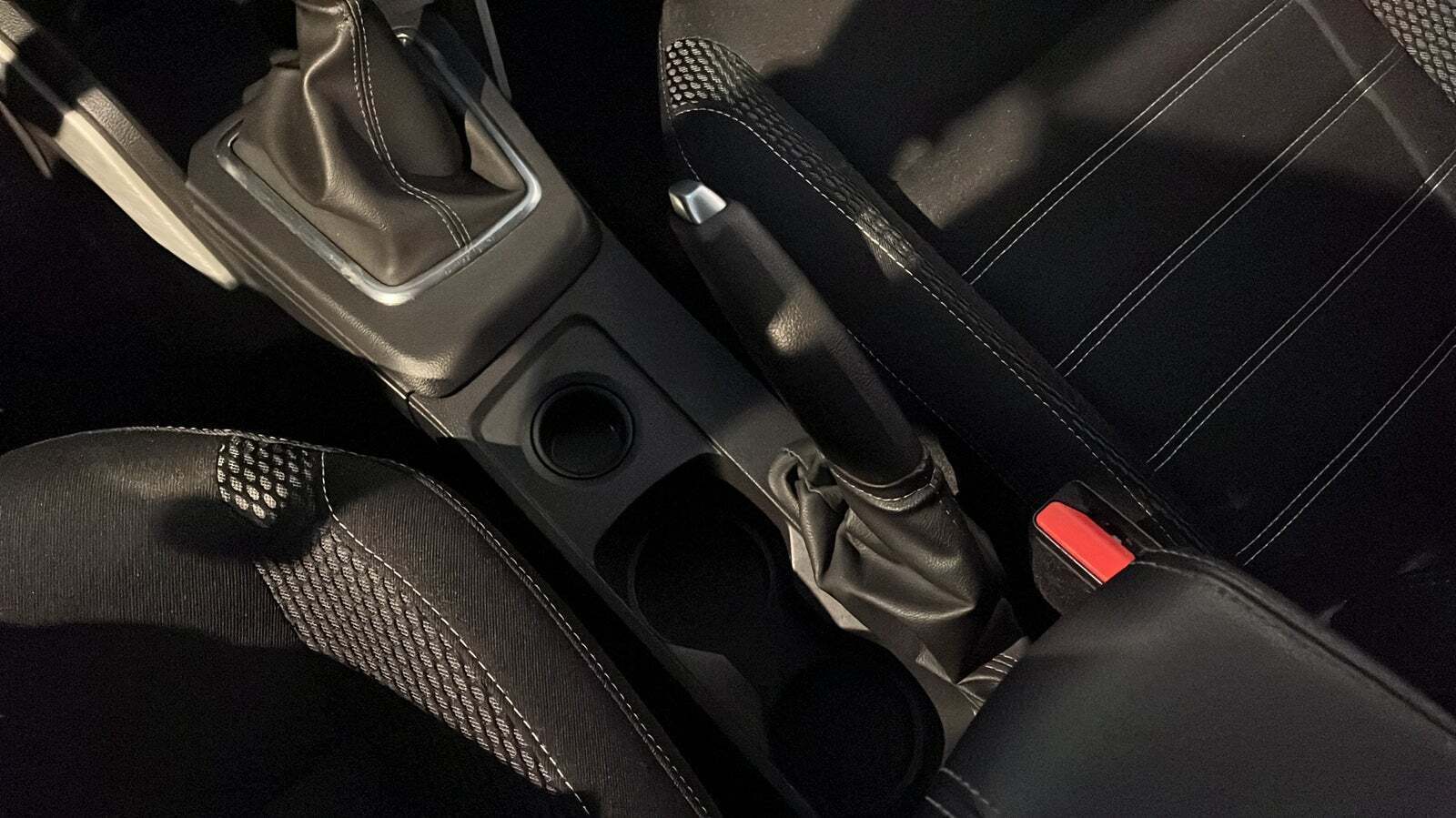 Sort Dacia Duster fra 2022