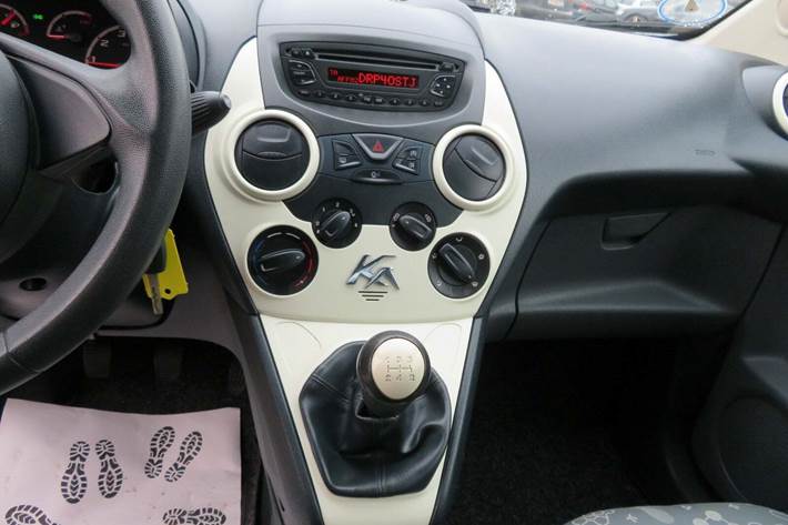 Hvid Ford Ka fra 2014