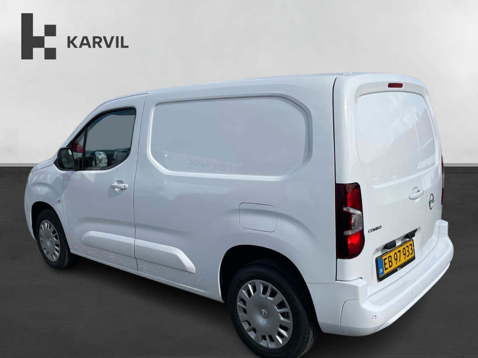 Hvid Opel Combo fra 2023