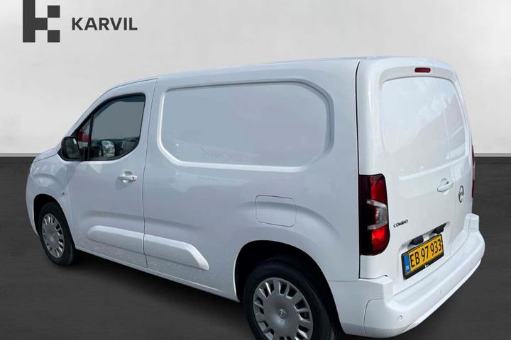Hvid Opel Combo fra 2023