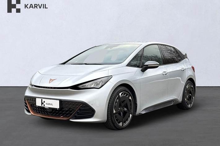 Sølv Cupra Born fra 2024 set udefra