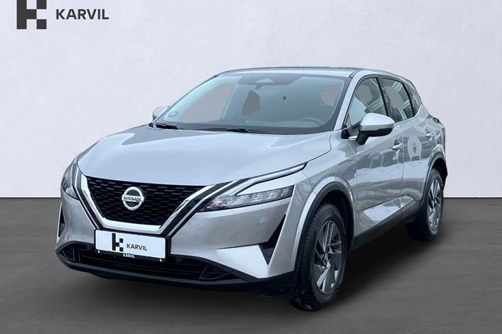 Grå Nissan Qashqai fra 2021 set udefra