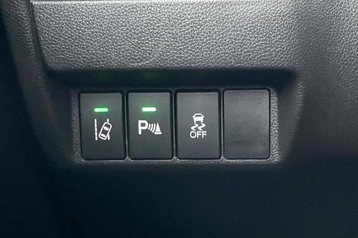 Grå Honda Jazz fra 2018