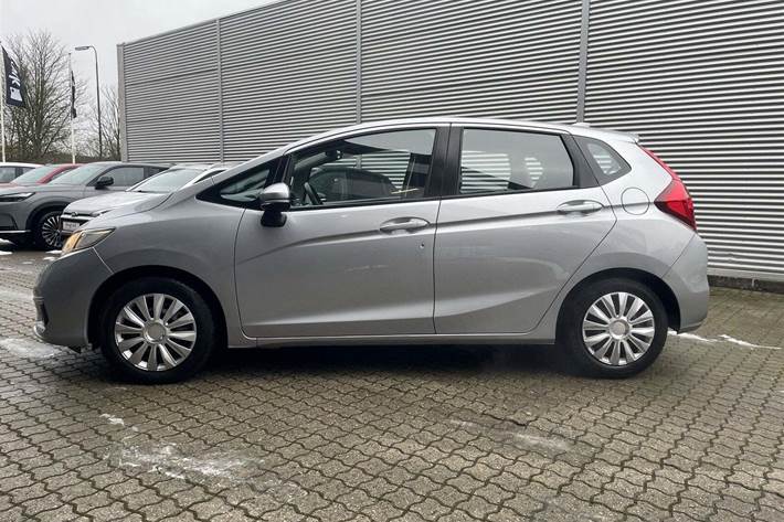 Grå Honda Jazz fra 2018