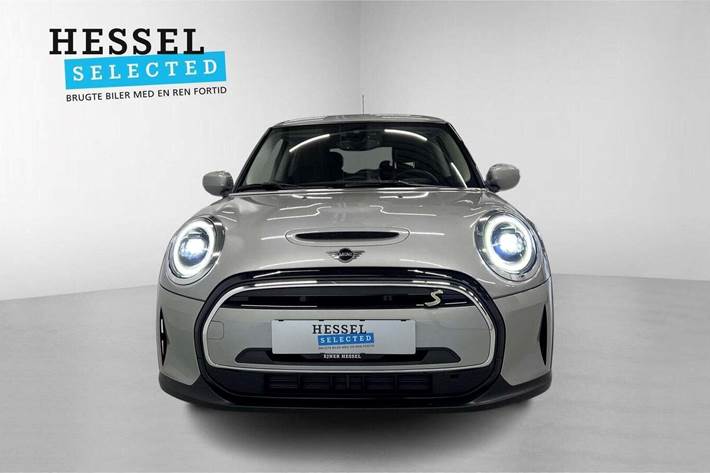 Sølv Mini Cooper SE fra 2023