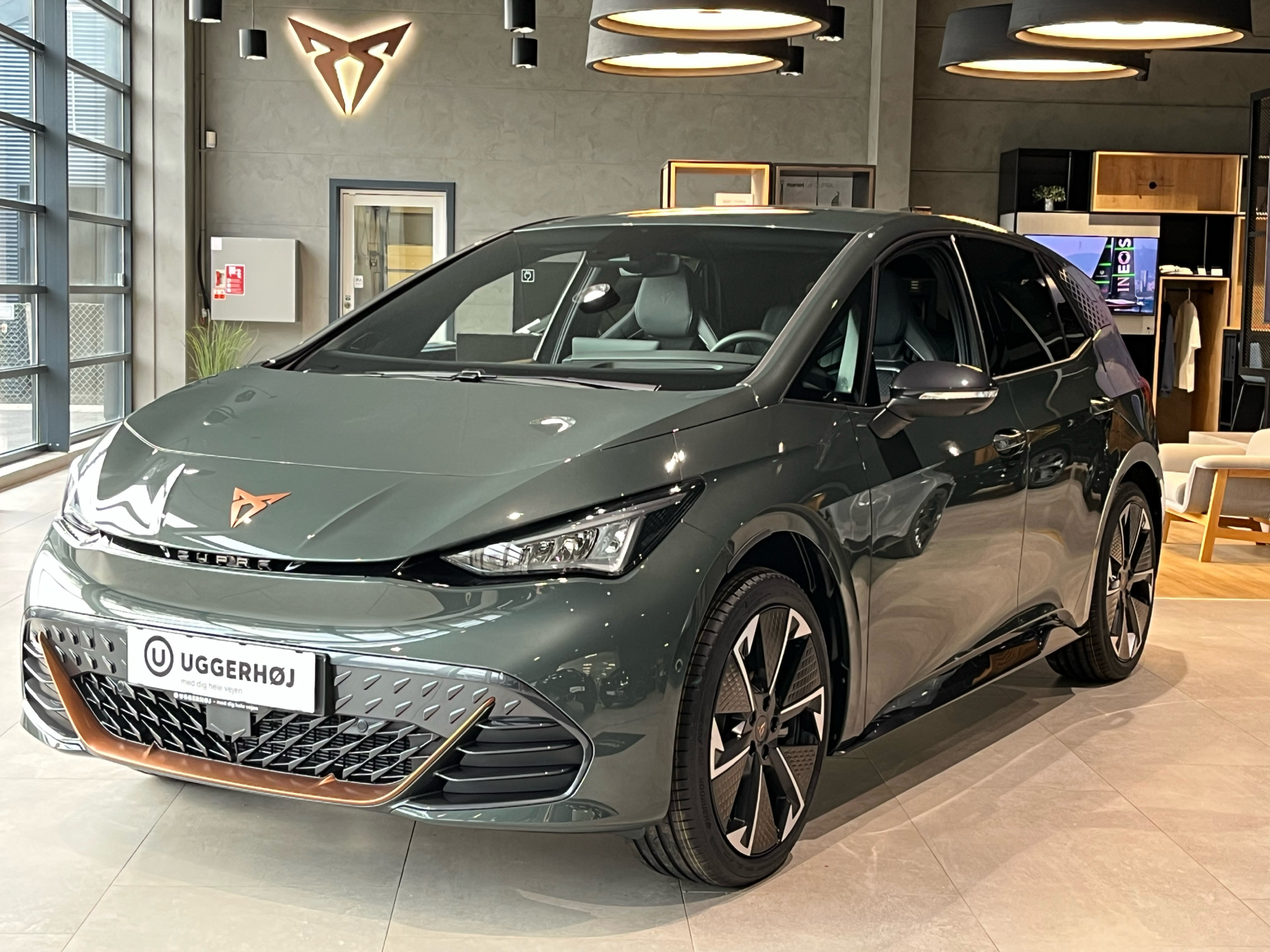 Cupra Born EL VZ 326HK 5d Aut.