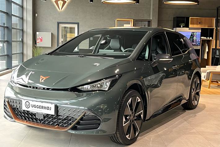 Grøn Cupra Born fra 2026 set udefra