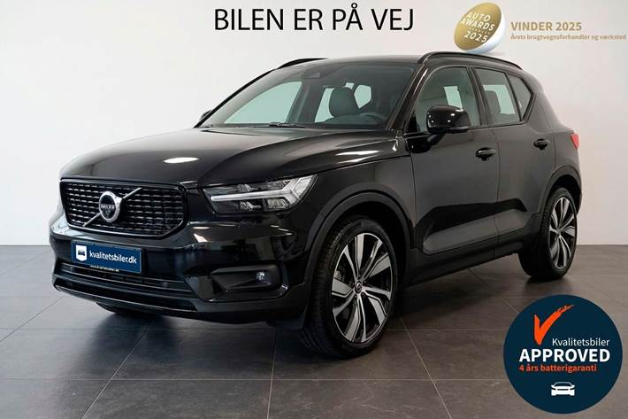 Sort Volvo XC40 fra 2020 set udefra