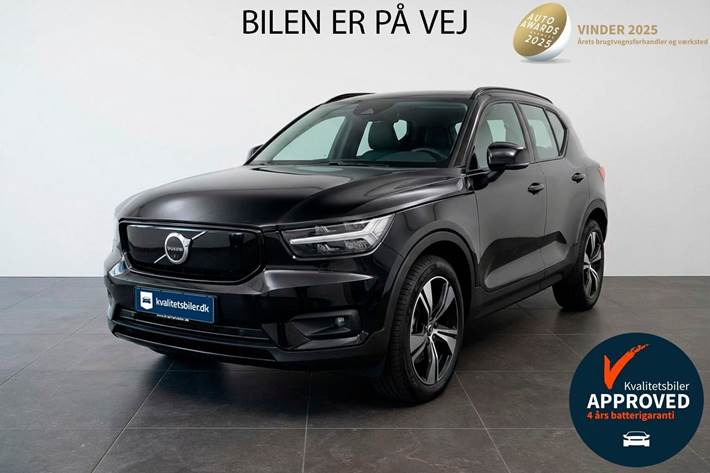 Sort Volvo XC40 fra 2020 set udefra