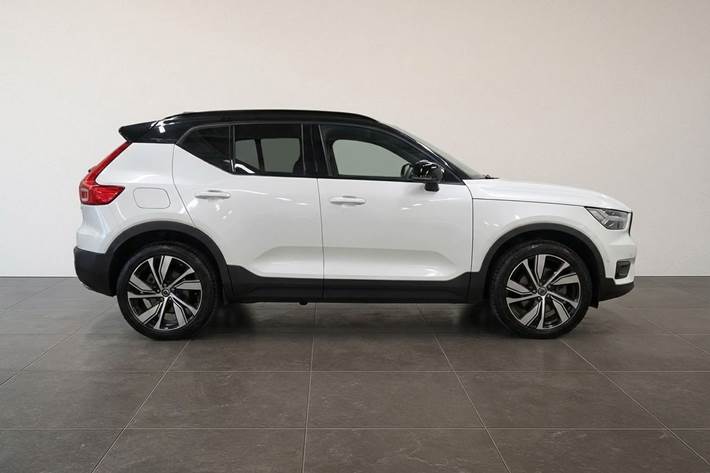 Hvid Volvo XC40 fra 2021