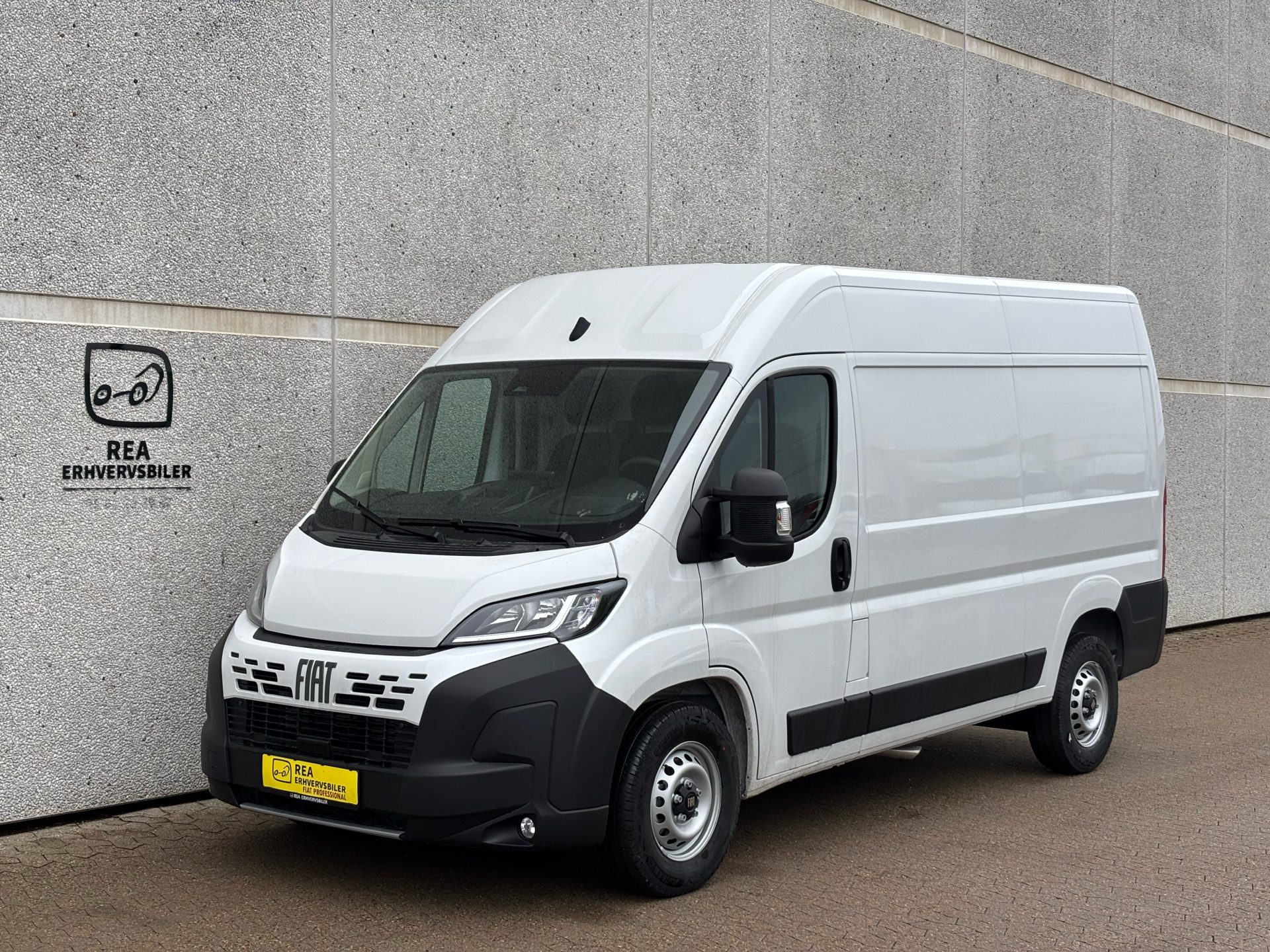 Hvid Fiat Ducato fra 2026