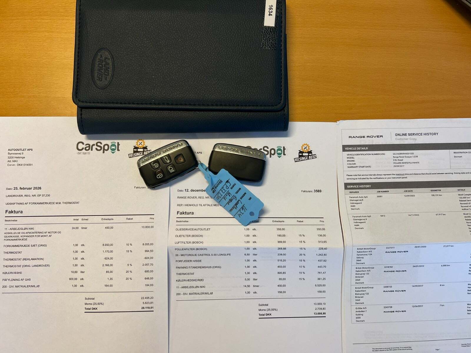 Hvid Land Rover Range Rover evoque fra 2017