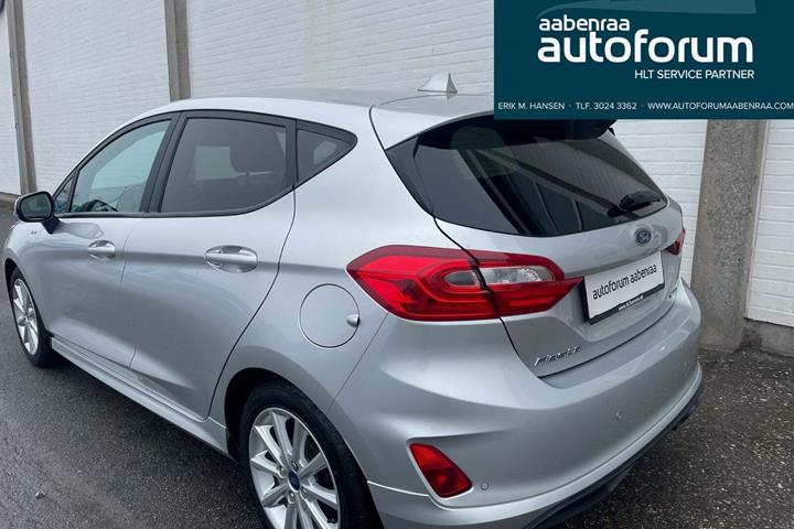 Sølv Ford Fiesta fra 2021