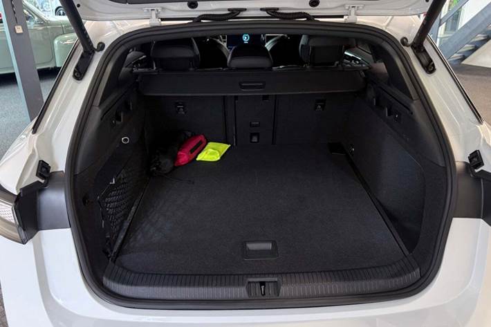 Hvid VW ID.7 fra 2025