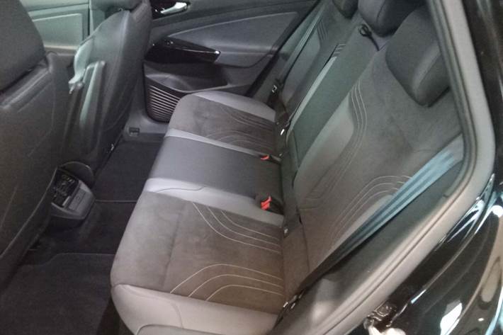 Sort VW ID.4 fra 2025