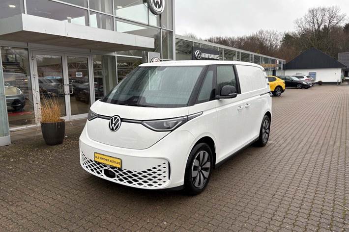 Hvid VW ID.Buzz fra 2026 set udefra
