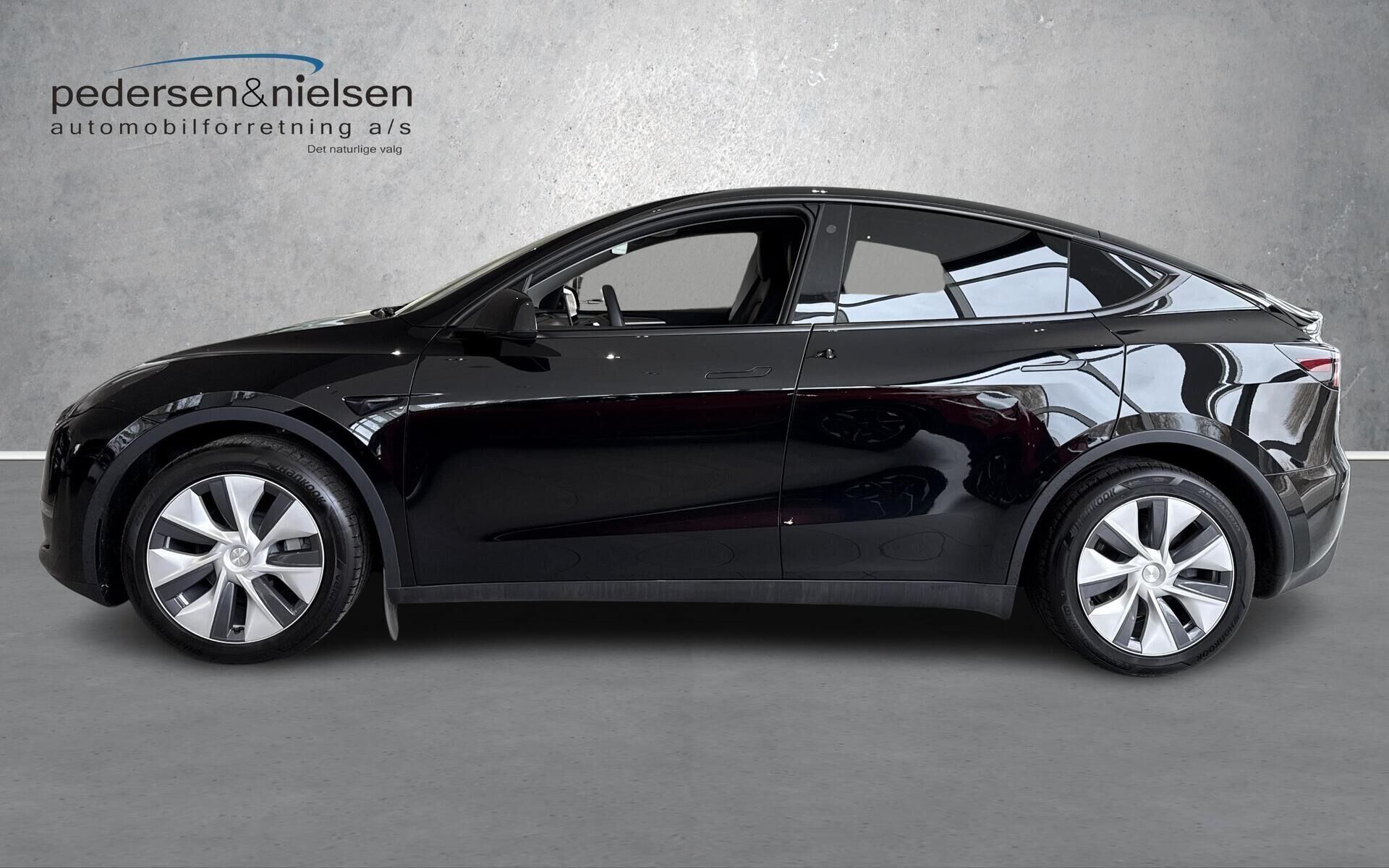 Tesla Model Y EL Long Range AWD 514HK 5d Aut.