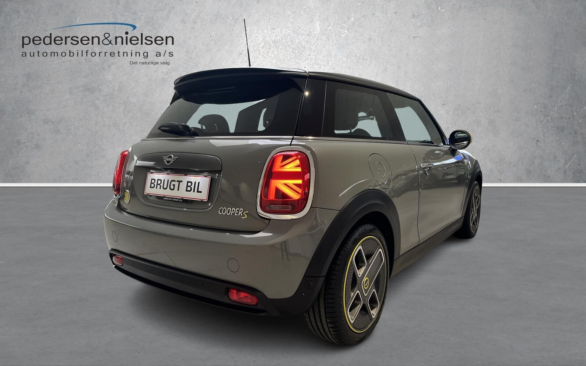 Mini Cooper E EL Classic Trim Option Level L 184HK 3d Aut.