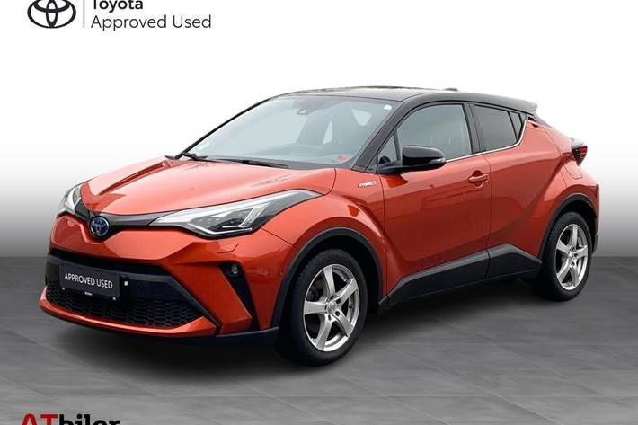 Orange Toyota C-HR fra 2020 set udefra