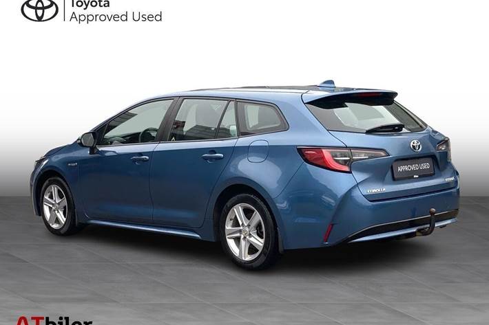 Blå Toyota Corolla fra 2021