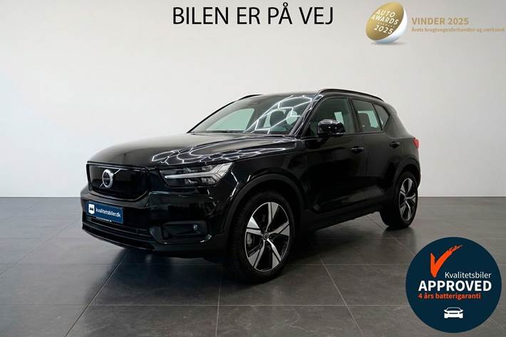 Sort Volvo XC40 fra 2020 set udefra