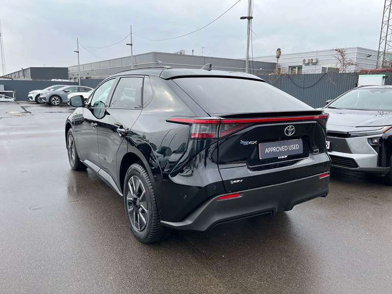 Toyota bZ4X SUV 165 kW (224 hk) aut. gear Active