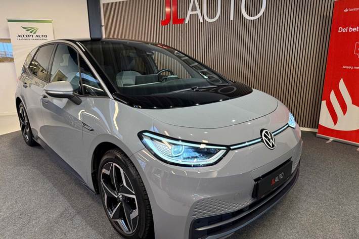 Grå VW ID.3 fra 2021 set udefra