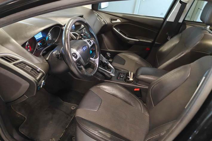 Gul Ford Focus fra 2007