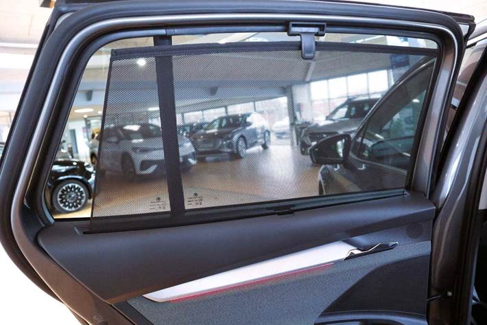 Grå Skoda Enyaq fra 2025