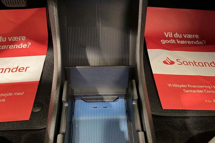 Blå Volvo EX30 fra 2024