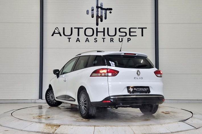 Hvid Renault Clio IV fra 2018