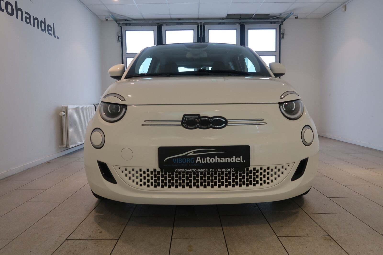 Fiat 500e 42 Icon Sky