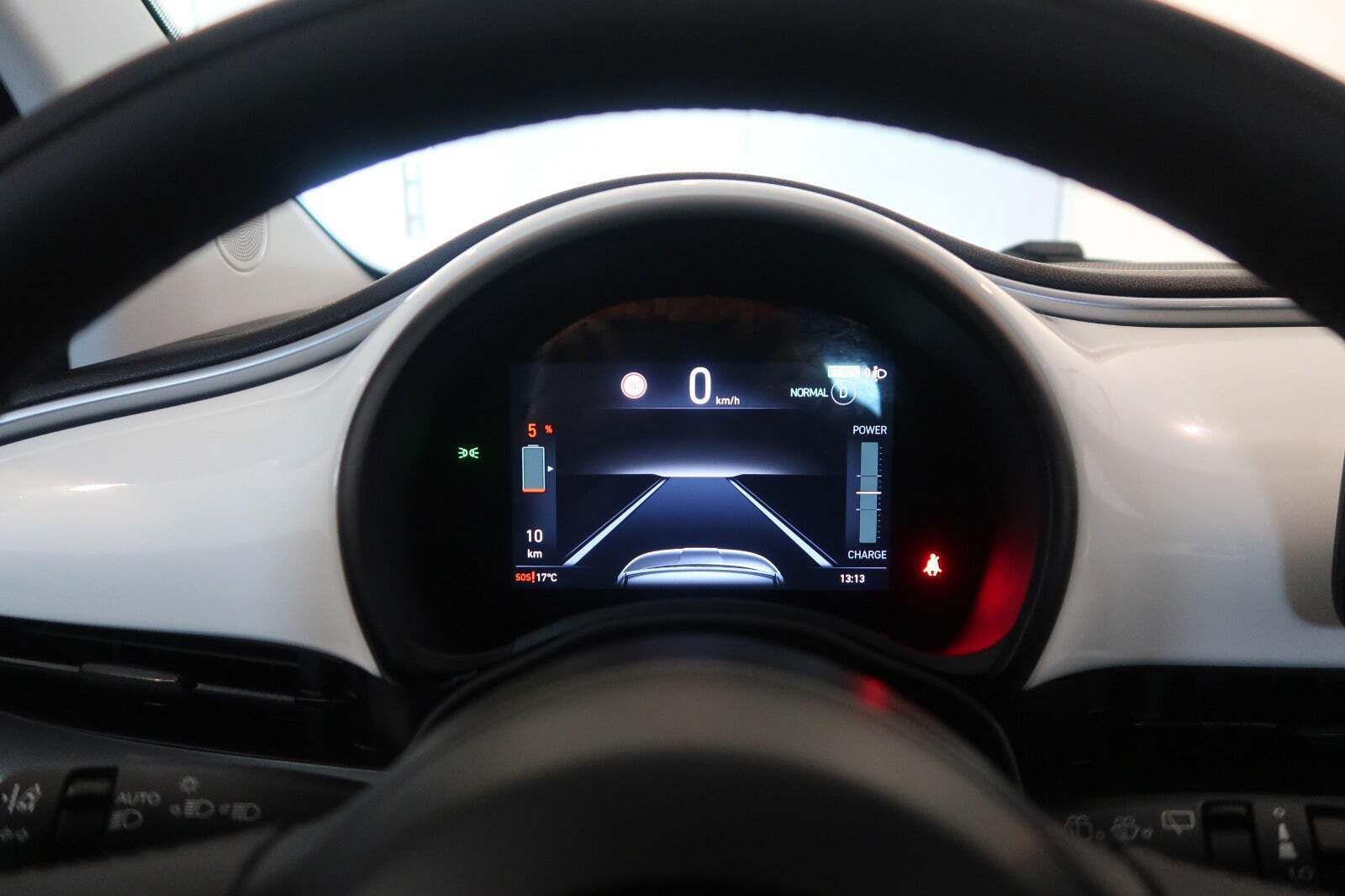 Hvid Fiat 500e fra 2022