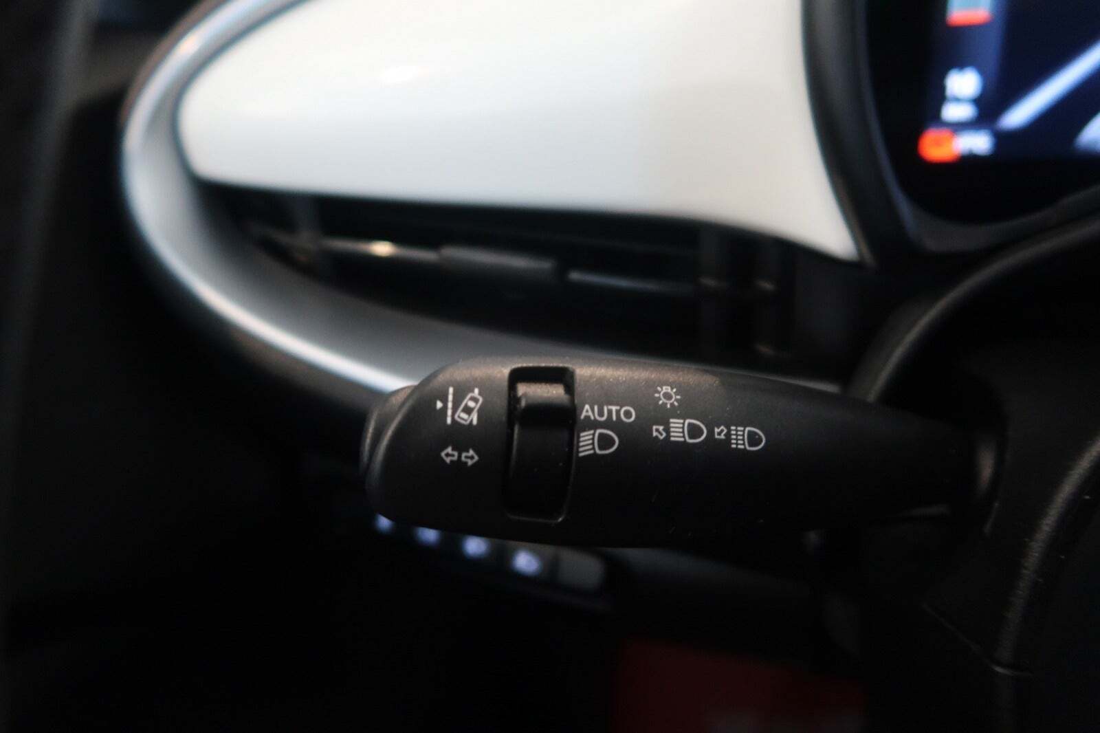 Hvid Fiat 500e fra 2022