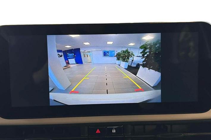 Hvid Fiat 500e fra 2023