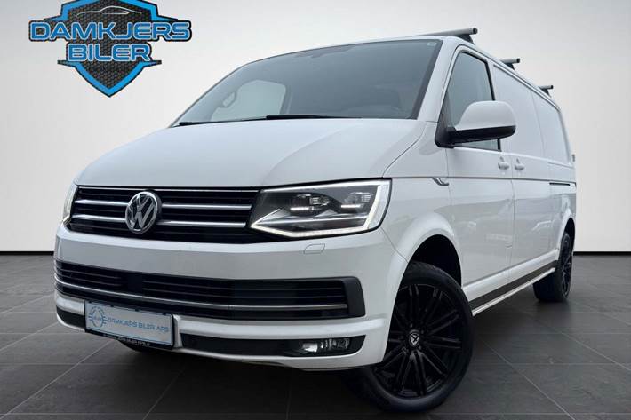 Gul VW Transporter fra 2018 set udefra