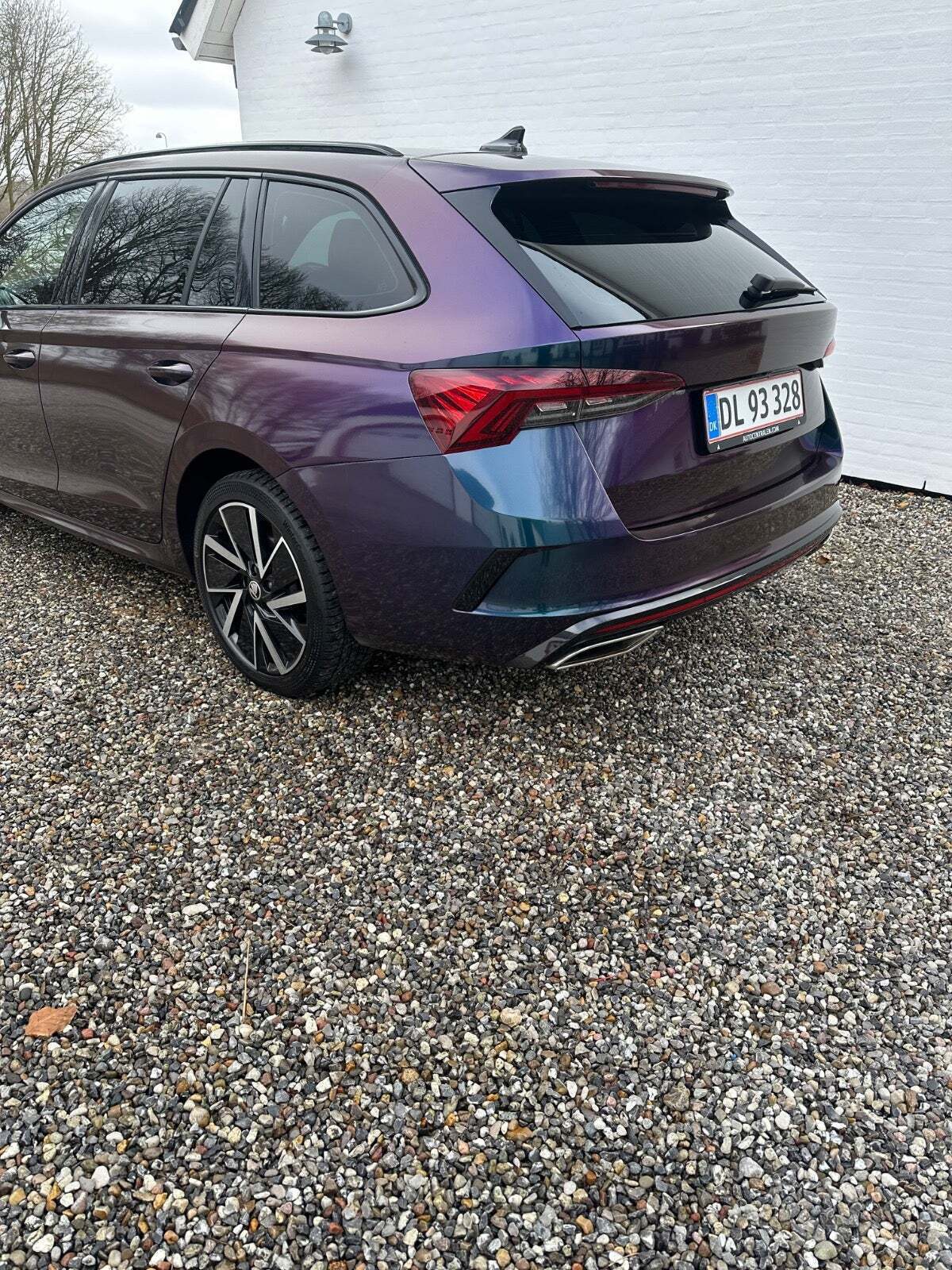 Grå Skoda Octavia fra 2021