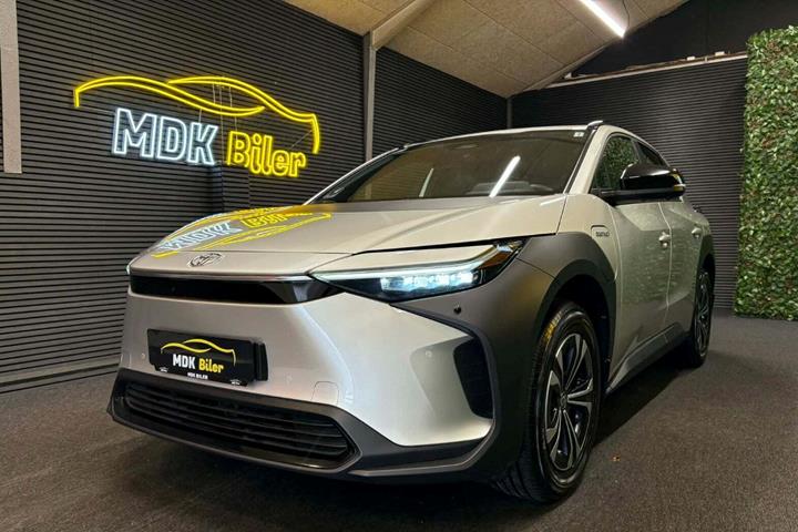 undefined Toyota BZ4X fra 2022