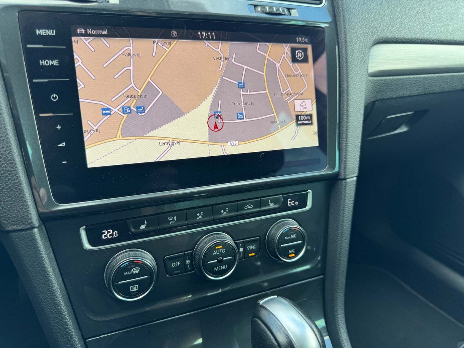 Grå VW e-Golf VII fra 2020