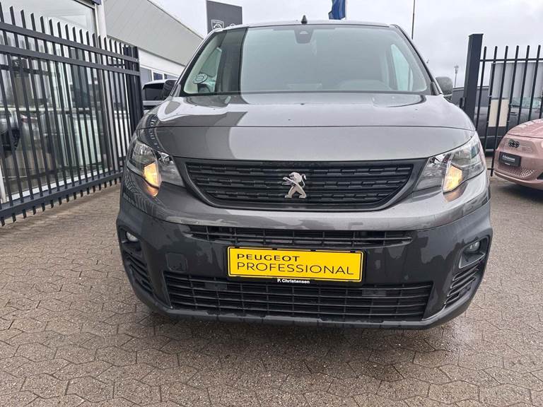 Peugeot Partner 1,2 PureTech 130 L2V2 Ultimate EAT8 Van