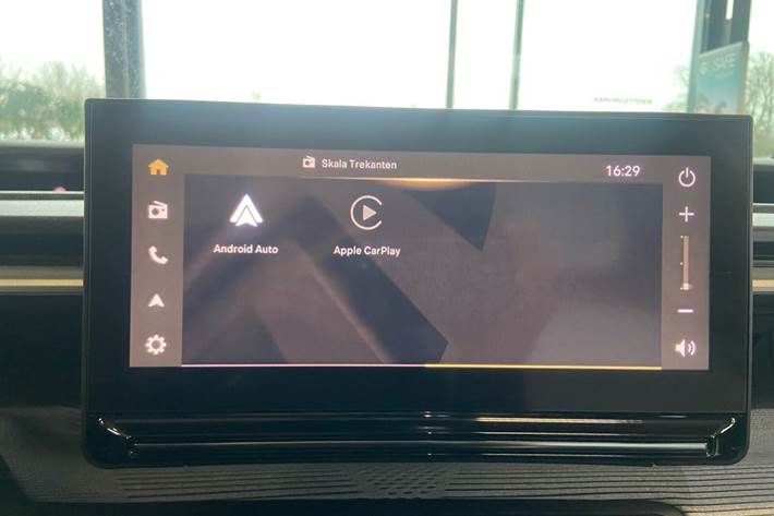 Rød Citroën e-C3 Aircross fra 2025