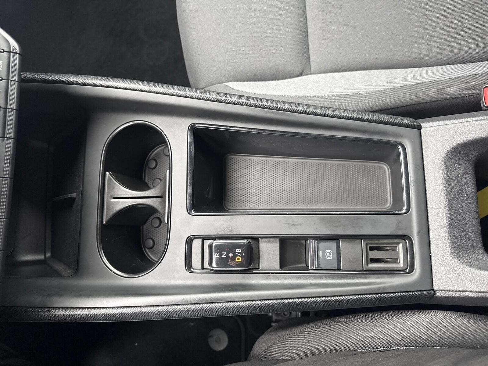 Blå Skoda Enyaq fra 2021