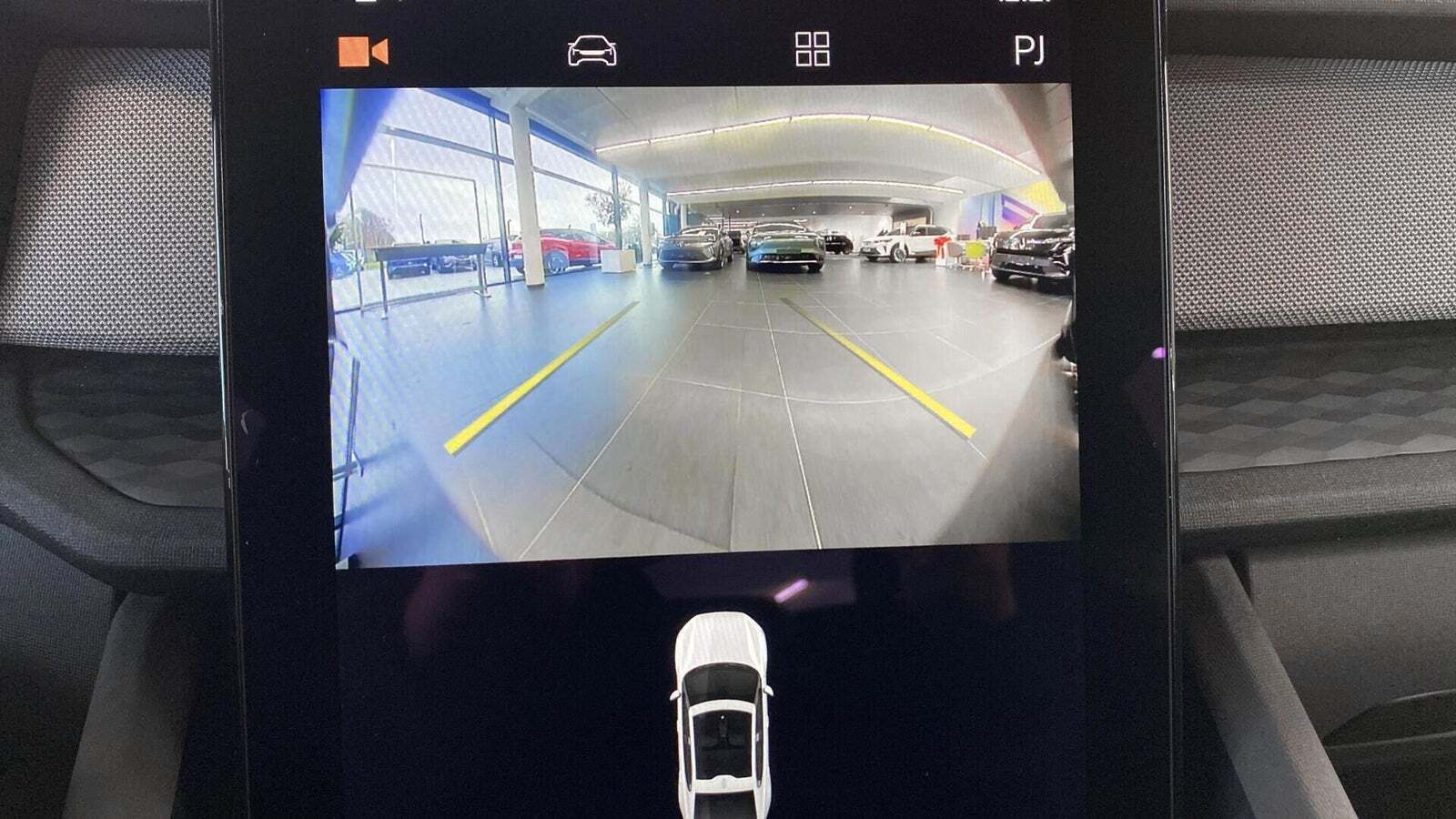 Hvid Polestar 2 fra 2023