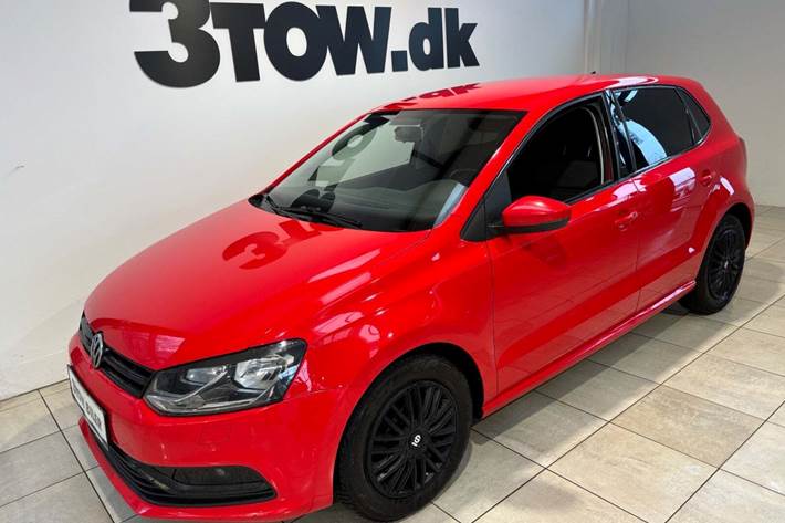 Rød VW Polo fra 2015 set udefra