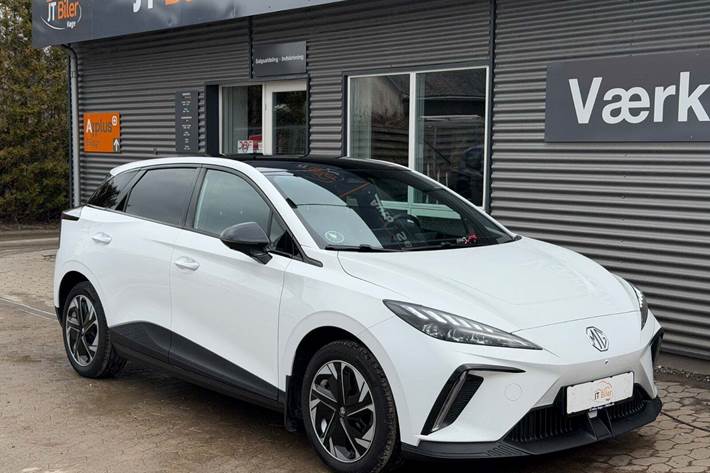 Hvid MG 4 fra 2022 set udefra