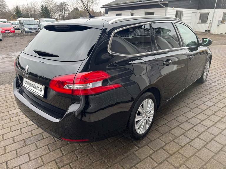 Peugeot 308 1,5 BlueHDi 130 Allure Grand SW
