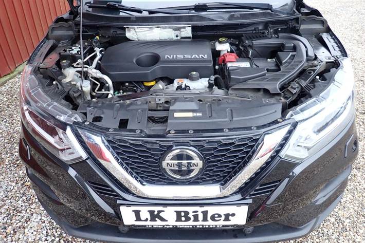 Sort Nissan Qashqai fra 2019