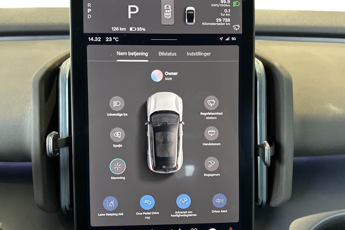 Grå Volvo EX30 fra 2024