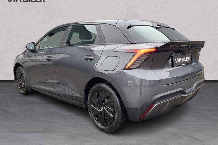 Grå MG MG4 Electric fra 2023