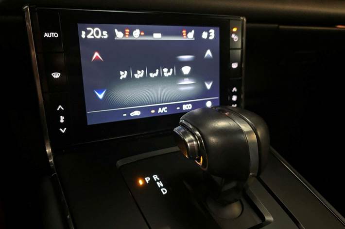 Grå Mazda MX-30 fra 2021